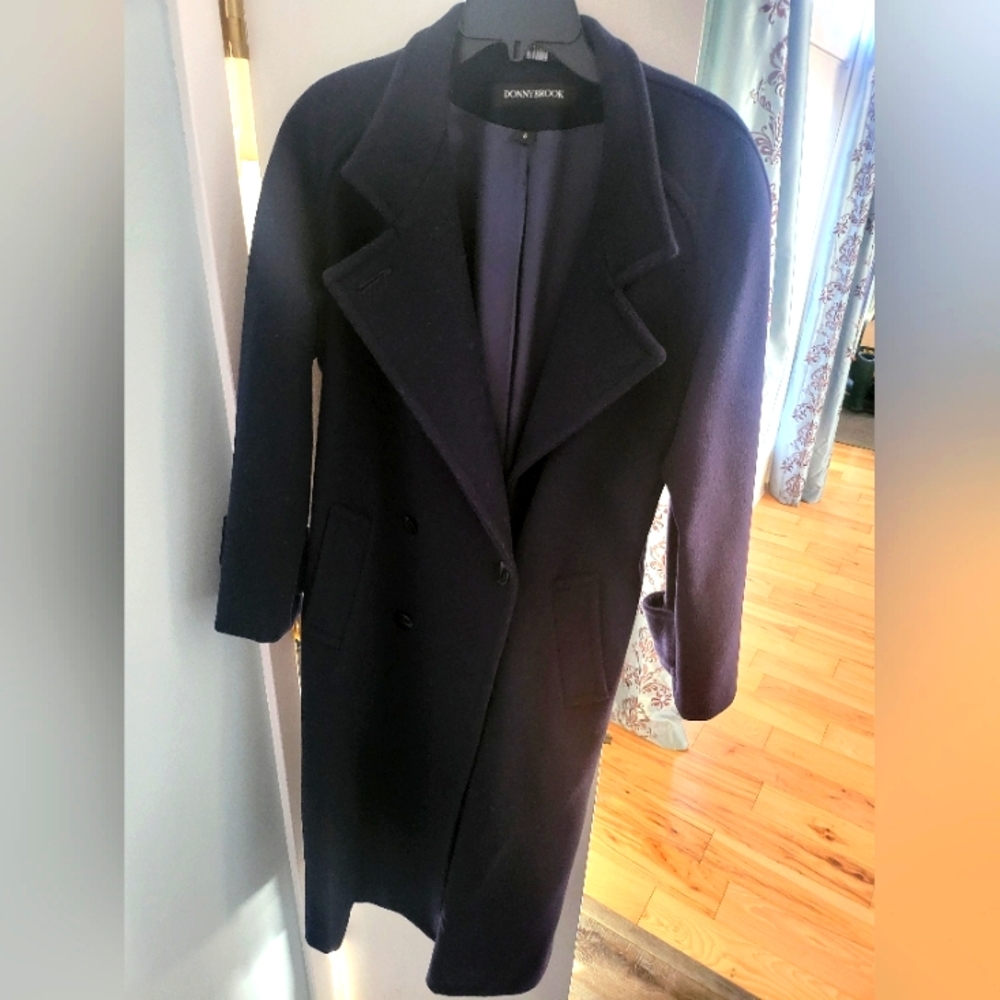 Donnybrook Ladies winter coat full length 100% Wool Sz 6 RN#08428 (Like New)